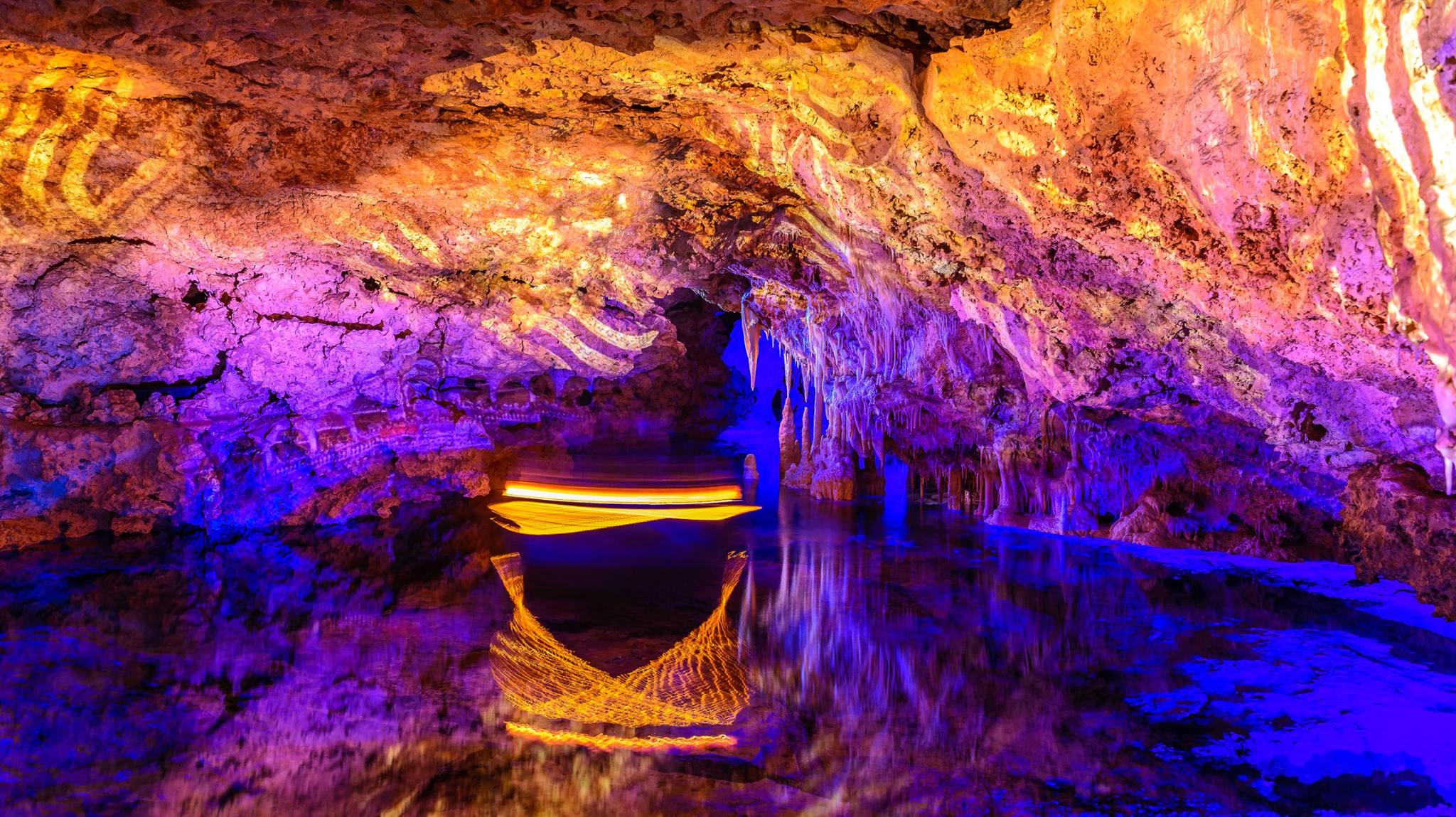 Cuevas dels Hams