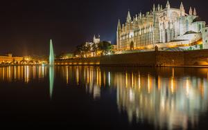 Thumbnail for Explore Palma de Mallorca in October