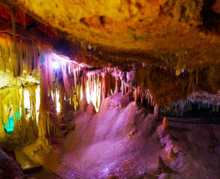 cuevas-de-genova